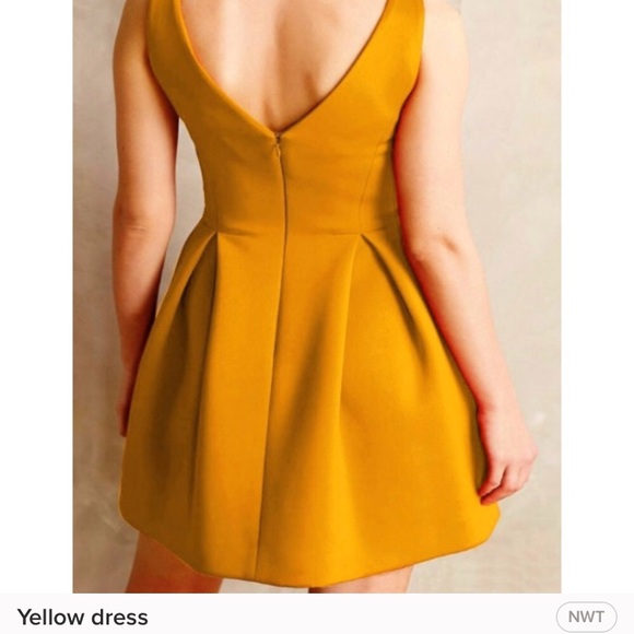 Red cupshe dress SOLD - Picture 3 of 5